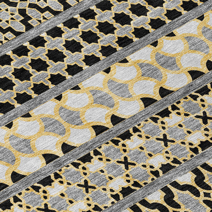8' Charcoal Gray And Gold Round Quatrefoil Washable Indoor Outdoor Area Rug
